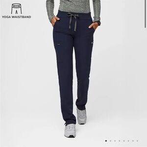 FIGS Yola Skinny Scrub Pants Navy worn once